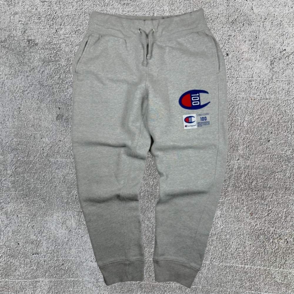 Men’s Champion Grey Joggers Embroidered Logo Size Large